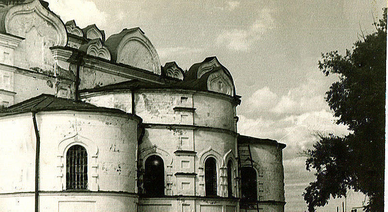 Успенский храм. Лето 1986 года  Автор Витольд Муратов 